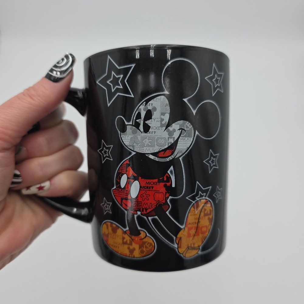Disney Mickey Mouse Newsprint Coffee Mug Jerry Leigh Black 14oz Cup